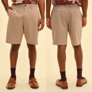 NWT Magaschoni Men's Classic Fit Stretch Shorts Resortwear Travel Tan Size 34